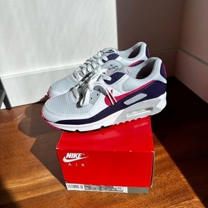 Nike Air Max III - W 8.5 / M 7.0